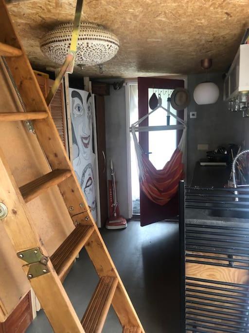 Tiny House For 2 With Private Garden Appartement Utrecht Buitenkant foto